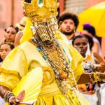 Cultura brasileira: destaque do Carnaval de São Paulo com adereços afro-brasileiros