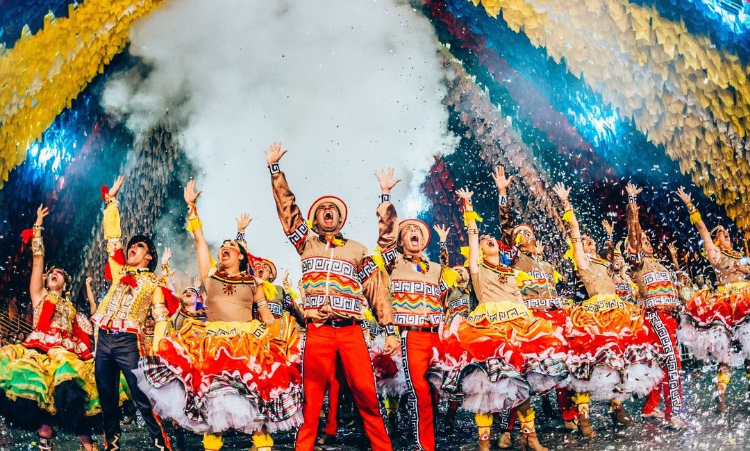 Folclore Brasileiro: Festas, Danças, Lendas e Personagens de Cada Região