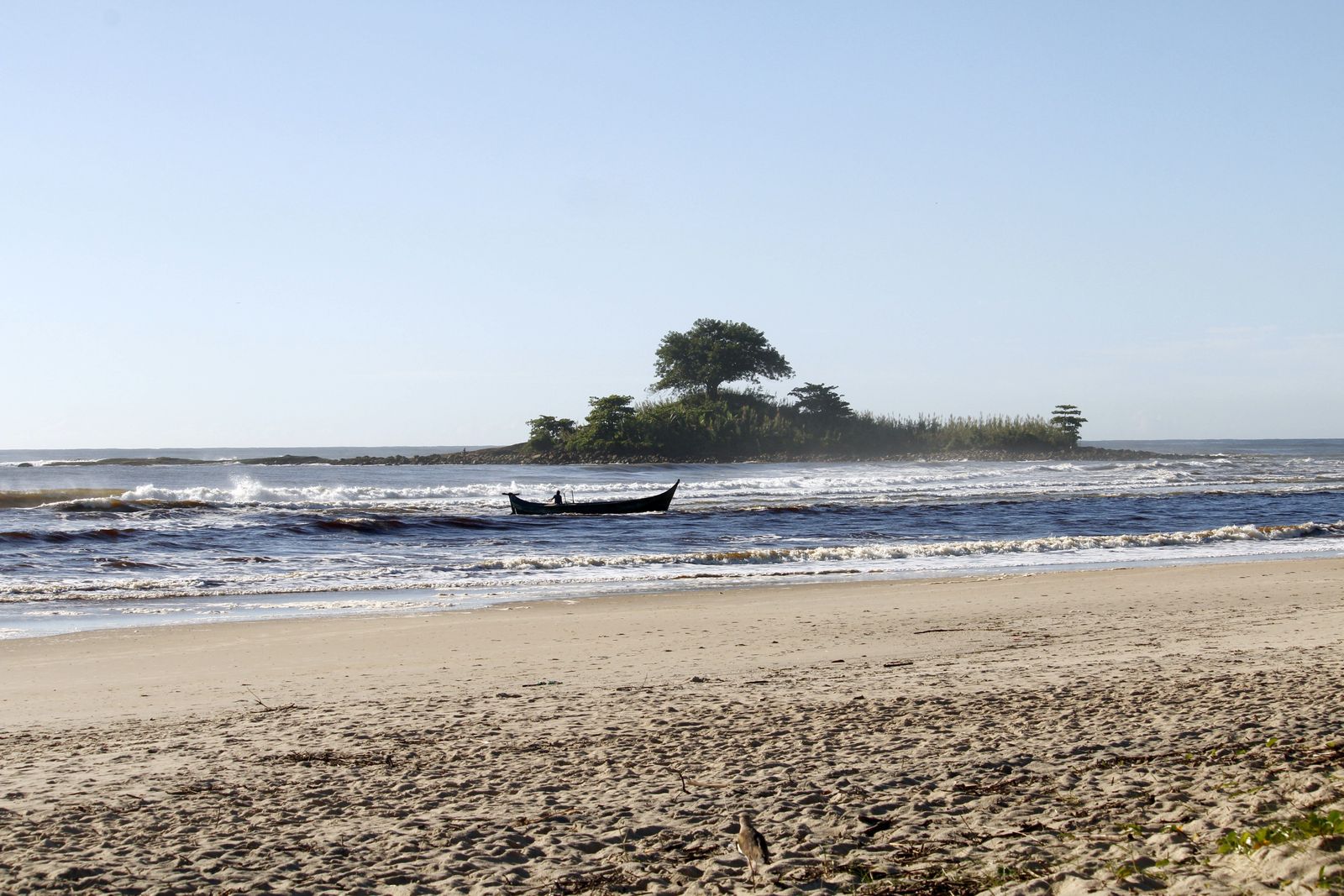 Praia de Guaratuba, litoral do Paraná